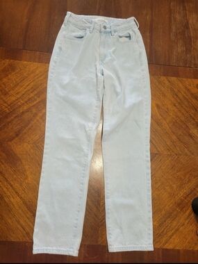 Light Wash High-Rise Straight Jeans